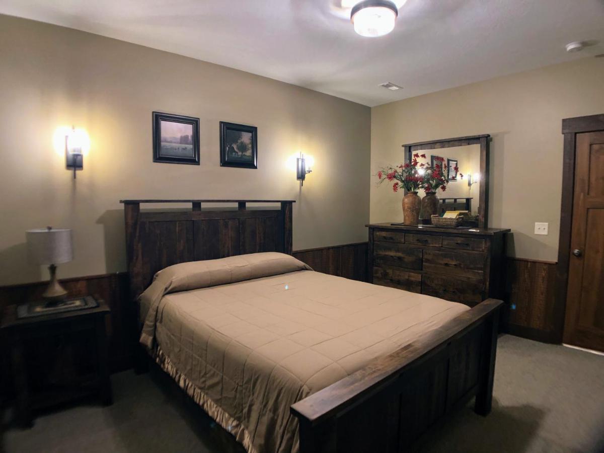 Sojourner'S Lodge & Log Cabin Suites Dundee المظهر الخارجي الصورة
