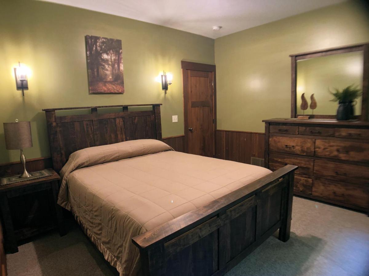 Sojourner'S Lodge & Log Cabin Suites Dundee المظهر الخارجي الصورة
