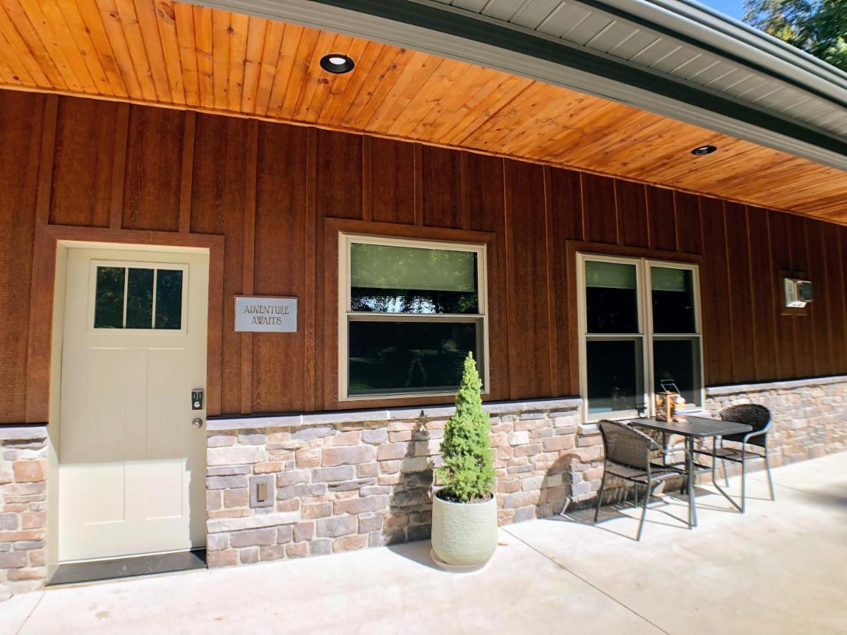 Sojourner'S Lodge & Log Cabin Suites Dundee المظهر الخارجي الصورة